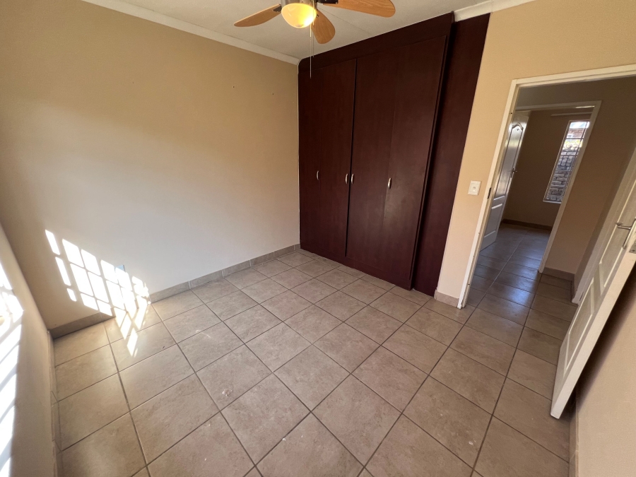 3 Bedroom Property for Sale in La Hoff North West